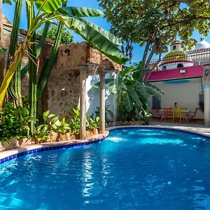  Apartahotel Hacienda Lord Twigg